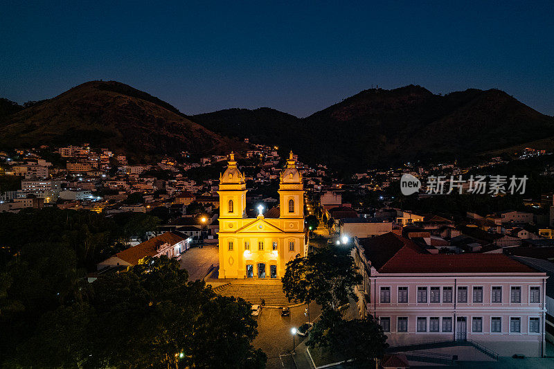 Valença(里约热内卢de Janeiro)夜间鸟瞰图
